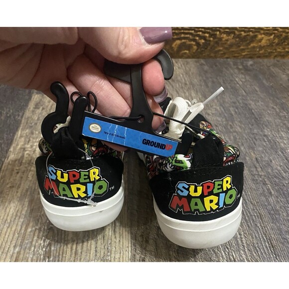 NWT New Nintendo Super Mario Bros Low Top Shoes Youth Size 5 Gamer Luigi Yoshi - Picture 4 of 11